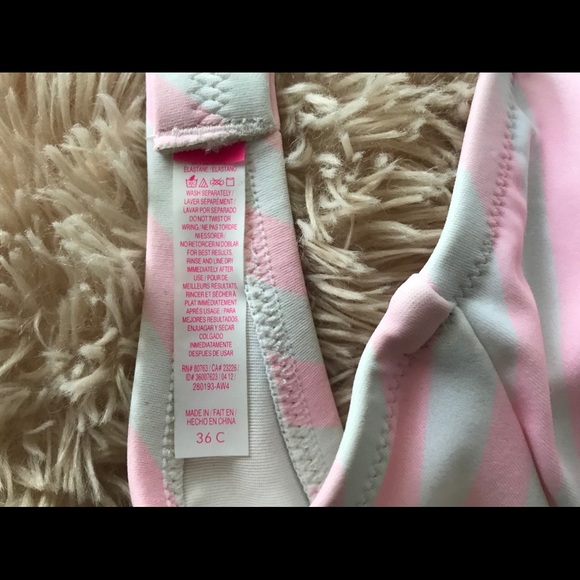 Victoria’s Secret bikini top 36c - Picture 2 of 3